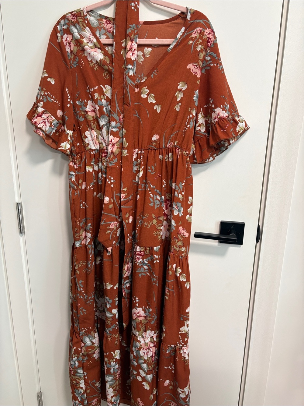 SHEIN Rust Floral V‑Neck Tiered Maxi Dress with Waist Tie (Rust Multi)